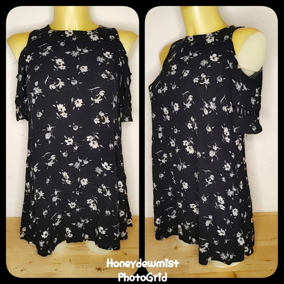 ❗FREE with Purchase ❗XHILARATION Black Floral Cold Shoulder Tunic - Picture 2 of 7
